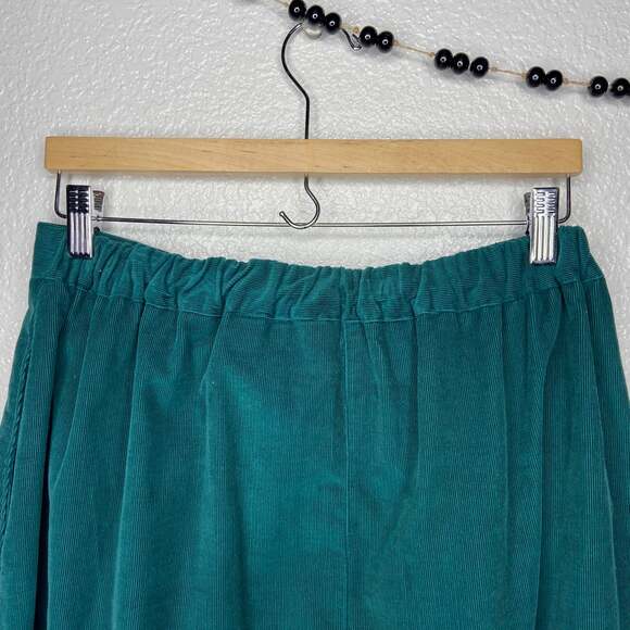 Vintage Townhouse Petites Soft Green Corduroy Two Piece Skirt Suit - Picture 8 of 8